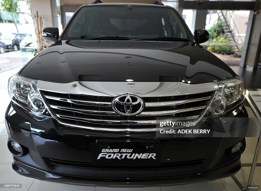 Toyota Fortuner 2.7V 4x2 AT - 2016