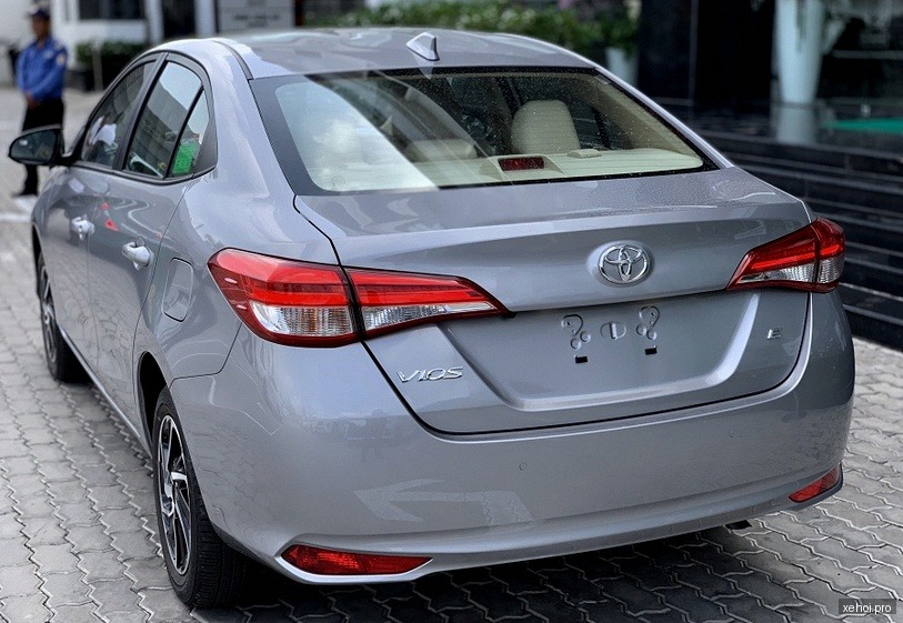 Toyota Vios E CVT - 2022