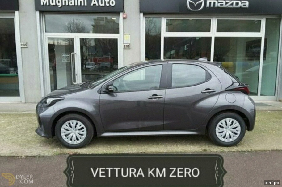 Mazda 2 1.5 AT - 2025