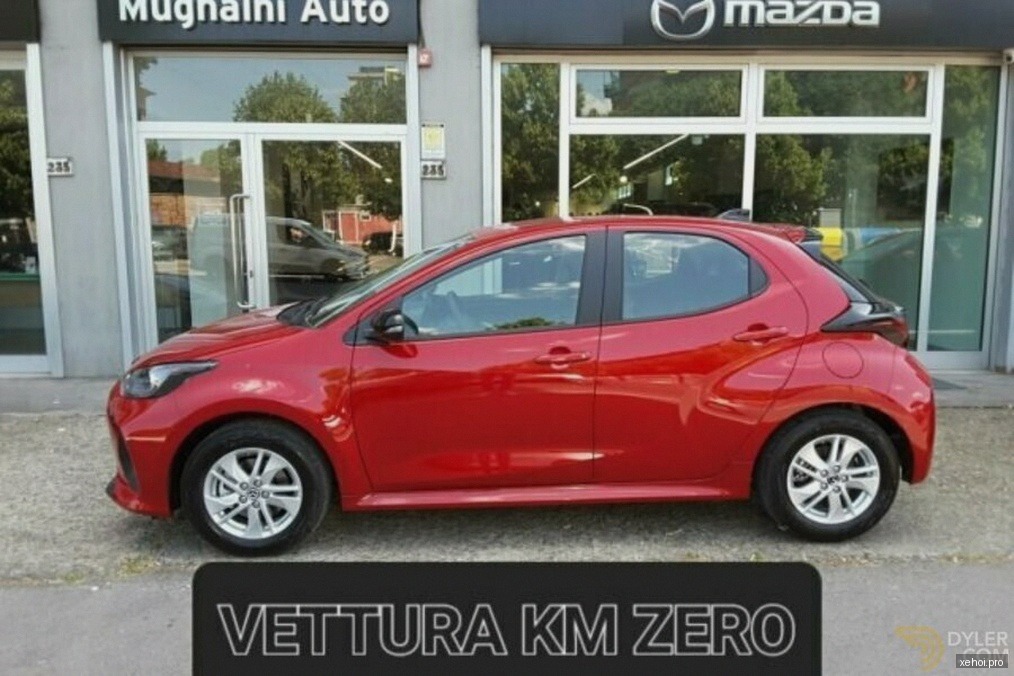 Mazda 2 1.5 AT - 2025
