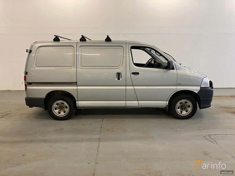 Toyota Hiace 2.5 - 2011