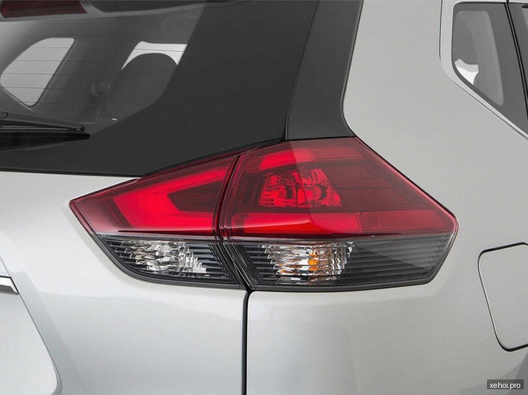 Nissan X trail 2.5 SV 4WD - 2017