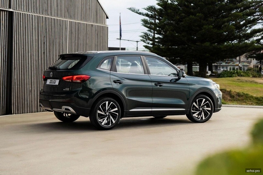 MG ZS Standard 1.5 AT 2WD - 2025