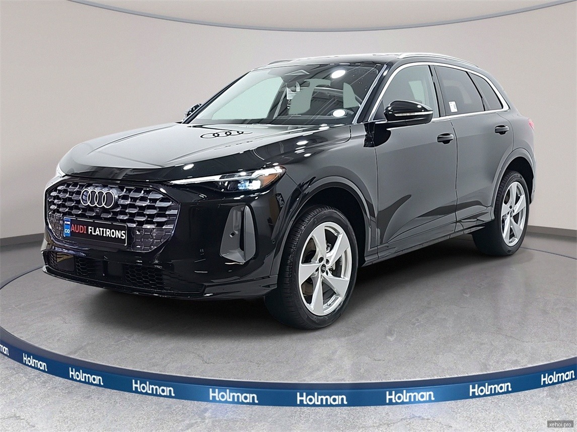 VinFast Lux A 2.0 Base 2.0 AT - 2019