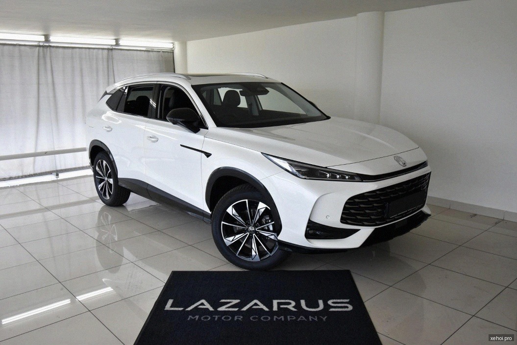 MG HS 1.5T LUX - 2024