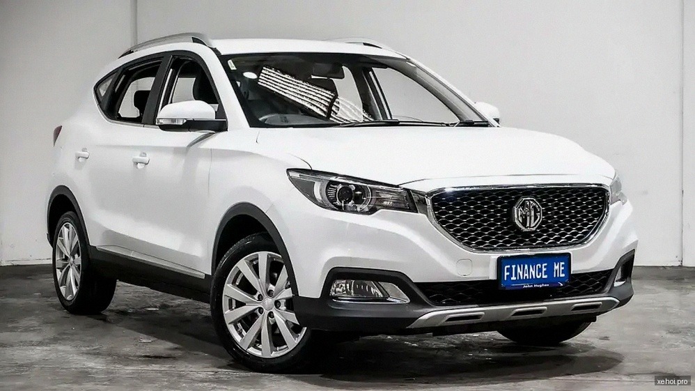 MG ZS Standard 1.5 AT 2WD - 2024