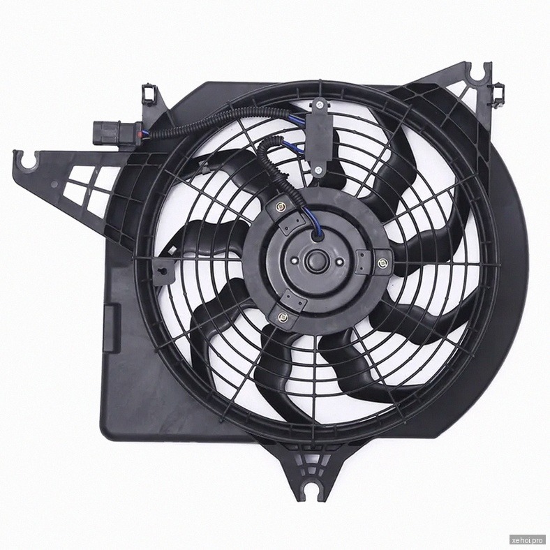 Hyundai Grand Starex 2.4 MT - 2015