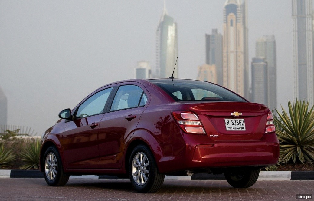 Chevrolet Aveo LT 1.4 MT - 2017