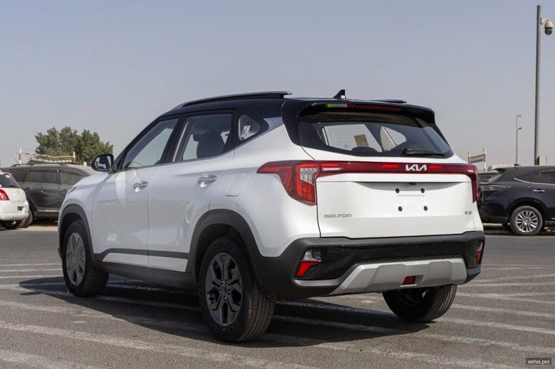 Kia Seltos Luxury 1.5 AT - 2025