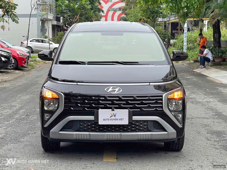 Hyundai Stargazer Tiêu chuẩn 1.5 AT - 2022