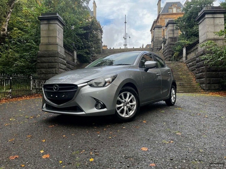 Mazda 2 1.5 AT - 2016