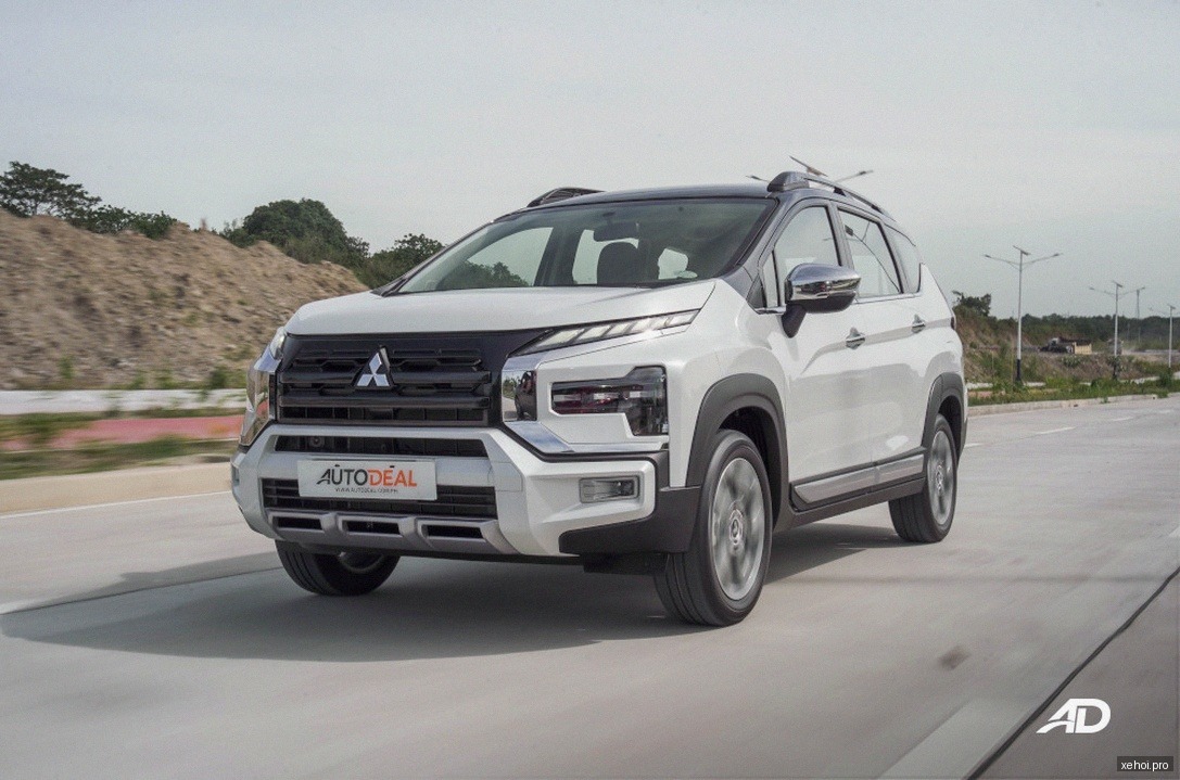 Mitsubishi Xpander Cross 1.5 AT - 2023